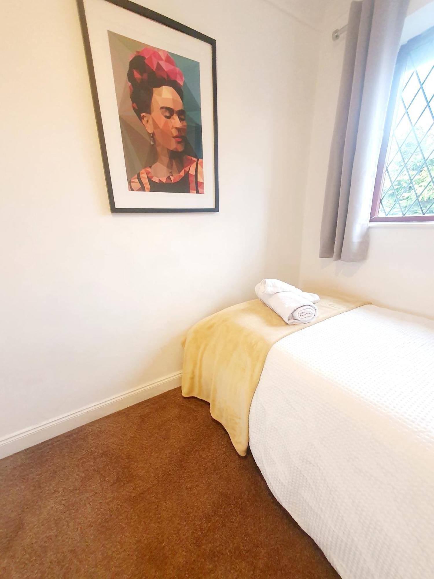 The Chorlton Retreat - Double Bedroom, Free Parking Manchester Buitenkant foto