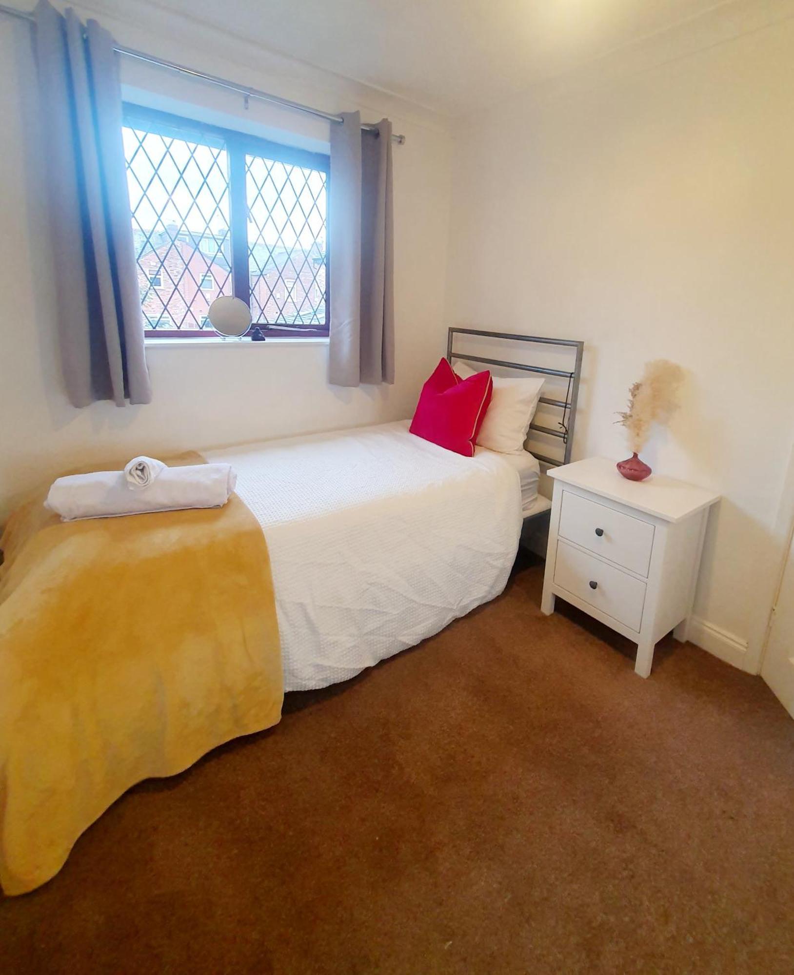 The Chorlton Retreat - Double Bedroom, Free Parking Manchester Buitenkant foto